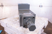 Load image into Gallery viewer, Oilgear Relief Valve L077642