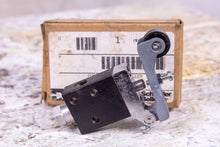 Load image into Gallery viewer, Parker Poppet Valve w/roller 404211007