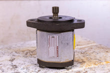 Load image into Gallery viewer, Rexroth 1PF2G240/019RR20MR Hydraulic Pump