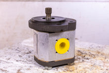 Load image into Gallery viewer, Rexroth 1PF2G240/019RR20MR Hydraulic Pump