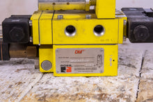Load image into Gallery viewer, Ross DM2ENA21A21 Hydraulic Valve