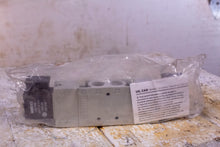 Load image into Gallery viewer, Numatics L23BB552B000061 Solenoid Valve