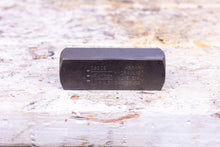 Load image into Gallery viewer, Parker C620S Check Valve