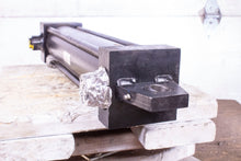 Load image into Gallery viewer, Parker Model No. 03.25 bore CSB2HLTS19AC 17.000 stroke Cylinder