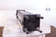 Load image into Gallery viewer, Parker 4.00CTC2HCUS14AC15.750 1H000011758 Hydraulic Cylinder