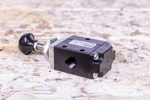 Load image into Gallery viewer, Parker 524431000 Manual Air Control Valve