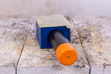 Load image into Gallery viewer, Rexroth R900560882 ZDR10DP2-5X/25YM/12 Hydraulic Valve