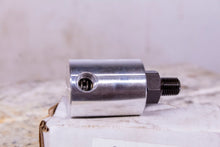 Load image into Gallery viewer, DEUBLIN 1102-070-081 UNION 1/4 NPT RH Rotary Joint