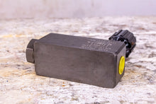 Load image into Gallery viewer, Flutec SPVR-12-01.1/5 3000psi Control Valve