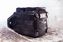 Load image into Gallery viewer, Vickers Vane Pump 25V14A 1020 282 J10
