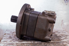 Load image into Gallery viewer, Danfoss Hydraulic Motor 151B2089 OMTS 315