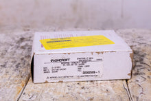 Load image into Gallery viewer, Ashcroft 35-1009-AW-02L-30/0IMV Pressure Gauge