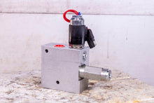 Load image into Gallery viewer, New Holland 86579010 Hydraulic Valve RV10-26H 30/27.5