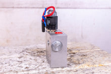 Load image into Gallery viewer, New Holland 86579010 Hydraulic Valve RV10-26H 30/27.5
