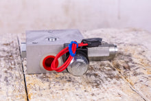 Load image into Gallery viewer, New Holland 86579010 Hydraulic Valve RV10-26H 30/27.5
