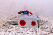 Load image into Gallery viewer, New Holland 86579010 Hydraulic Valve RV10-26H 30/27.5