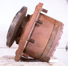 Load image into Gallery viewer, Fairfield Torque Hub W3B21Z330ZB