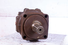 Load image into Gallery viewer, Danfoss TMT 315 FLV 11024318 Orbital Hydraulic Motor