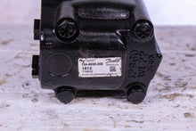 Load image into Gallery viewer, Eaton Danfoss Char-Lynn 104-4668-006 Hydraulic Motor