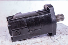 Load image into Gallery viewer, Eaton Danfoss Char-Lynn 104-4668-006 Hydraulic Motor