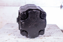 Load image into Gallery viewer, Parker 3139710349 313510 Hydraulic Pump