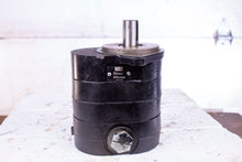 Load image into Gallery viewer, Danfoss 83029650 Gear Pump