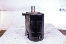 Load image into Gallery viewer, Danfoss 83029650 Gear Pump