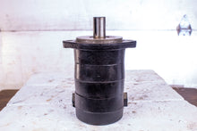 Load image into Gallery viewer, Danfoss 83029650 Gear Pump