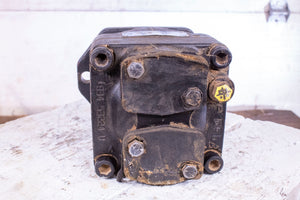 Parker M4D 088 3N00 B102 024-03217-0 New Parker Vane Motor