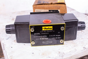 Parker D3W8CNYC Hydraulic Valve