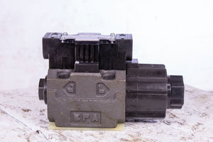 Nachi SS-G03-A3X-R-C115-E20 Hydraulic Directional Control Valve