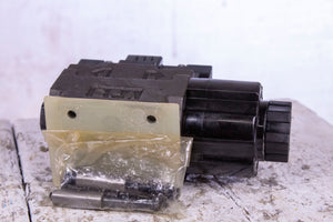 Nachi SS-G03-A3X-R-C115-E20 Hydraulic Directional Control Valve