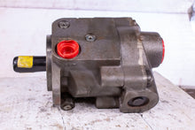 Load image into Gallery viewer, Parker PAVC33L4226 Hydraulic Pump