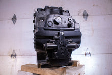 Load image into Gallery viewer, Danfoss 83049133 Axial Piston Pump