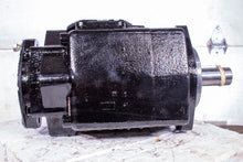 Load image into Gallery viewer, Vickers Vane Pump 710-0091-032 VMQ145T240BE0125AABANROO