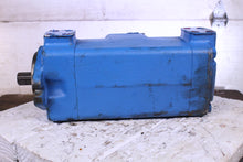 Load image into Gallery viewer, Eaton Vickers 711-0251-032 Fixed Displacement Double Vane Pump