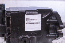 Load image into Gallery viewer, Danfoss 80003231 Hydraulic Pump