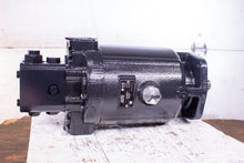 Load image into Gallery viewer, Eaton 5433-200 Fixed Hydraulic Motor