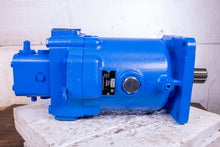 Load image into Gallery viewer, Danfoss 7630-055 Fixed Motor