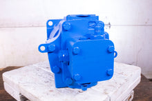 Load image into Gallery viewer, Danfoss 7630-055 Fixed Motor