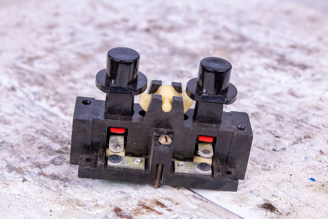 HUBBELL 28318-001 PUSHBUTTON INSERT Automation Switch