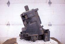 Load image into Gallery viewer, Sauer Danfoss 83007708 AT374508 Hydraulic Motor