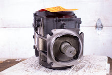 Load image into Gallery viewer, Sauer Danfoss 501507R Variable Displacement Axial Piston Pump