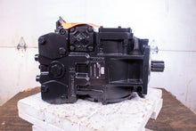 Load image into Gallery viewer, Danfoss 83002778R 90PV130 Hydraulic Motor