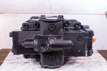Load image into Gallery viewer, Danfoss 80000809R 51V080 Hydraulic Motor