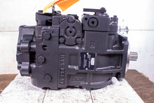 Load image into Gallery viewer, Danfoss 83025030R RM100195 Hydraulic Motor