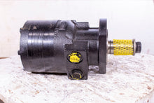 Load image into Gallery viewer, Ross Torqmotor MB050603AAAA Hydraulic Motor