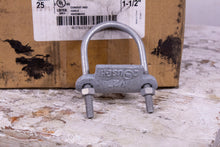 Load image into Gallery viewer, Eaton RAC150HD 1-1/2" RIGHT ANGLE CONDUIT CLAMPS - box of 25