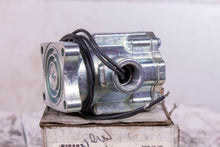 Load image into Gallery viewer, Parker K125106453 PNEUMATIC PILOT VALVE