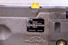 Load image into Gallery viewer, Eaton Linde HMF 105-02 0000 530AW00261A Hydraulic Motor
